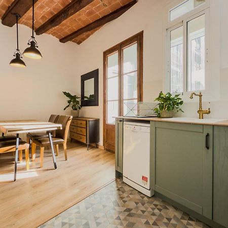Magalhaes - Trad Flat In Poble Sec, Near Ramblas バルセロナ エクステリア 写真