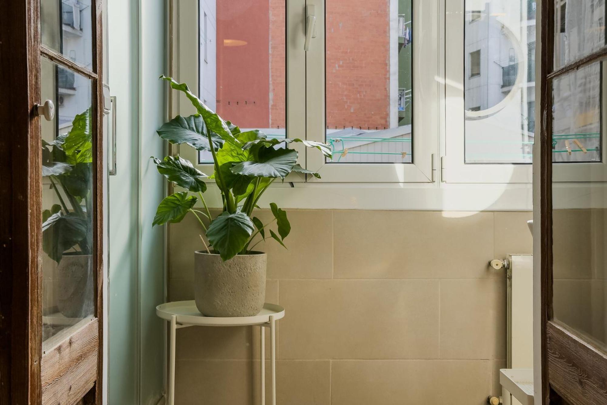 Magalhaes - Trad Flat In Poble Sec, Near Ramblas バルセロナ エクステリア 写真