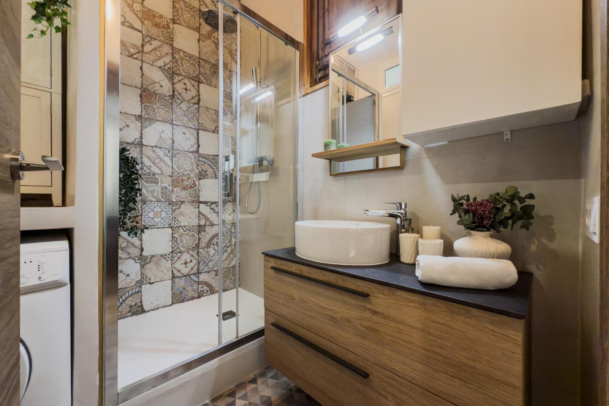 Magalhaes - Trad Flat In Poble Sec, Near Ramblas バルセロナ エクステリア 写真