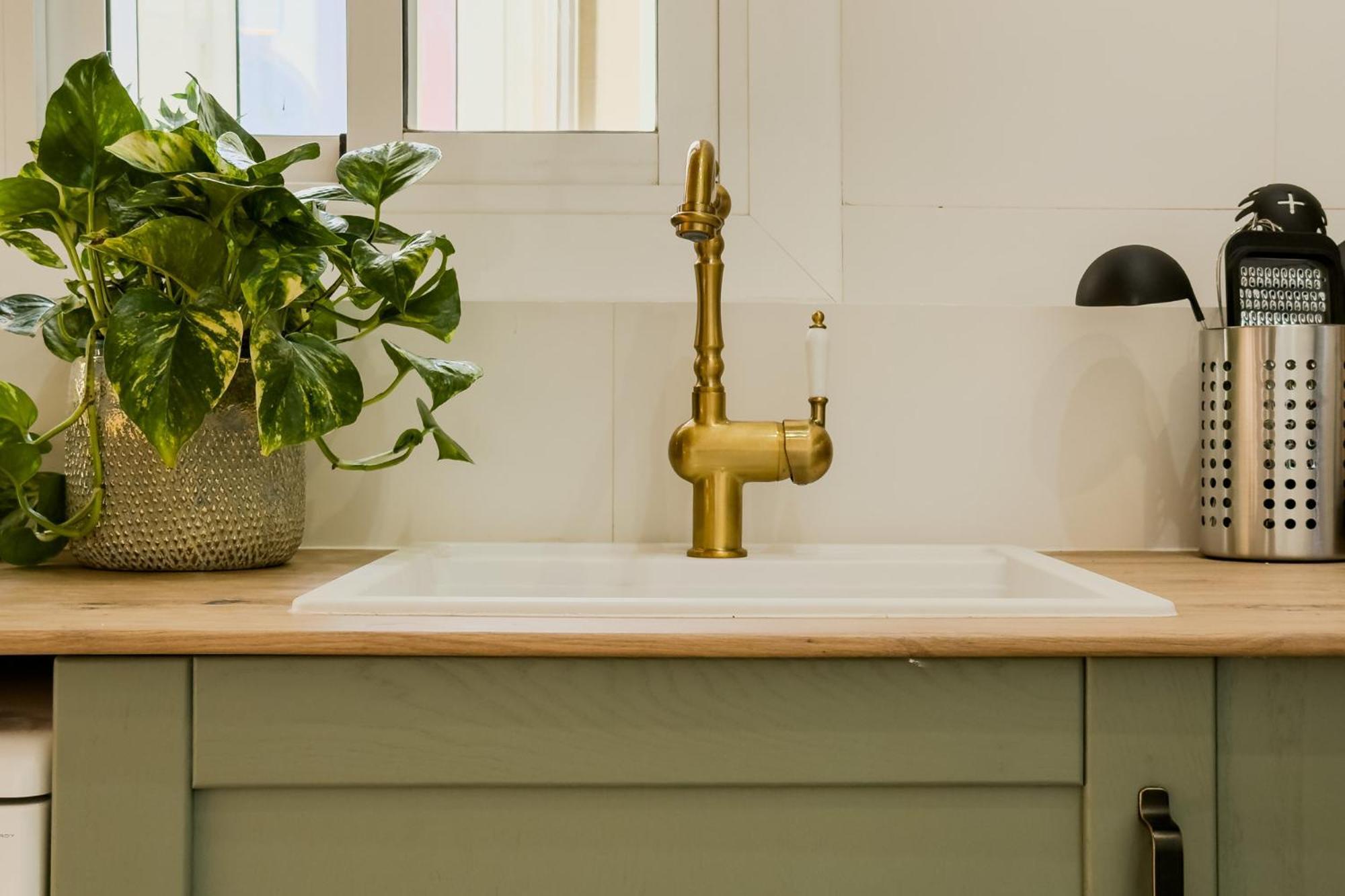 Magalhaes - Trad Flat In Poble Sec, Near Ramblas バルセロナ エクステリア 写真